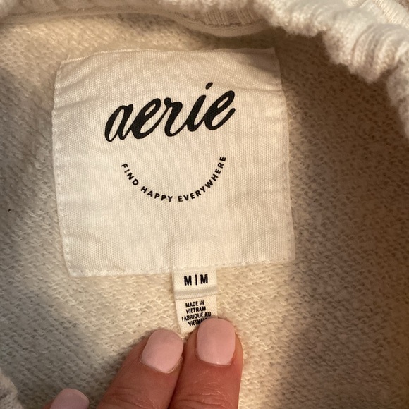 SOLD Aerie sweatshirt SOLD - Picture 2 of 2